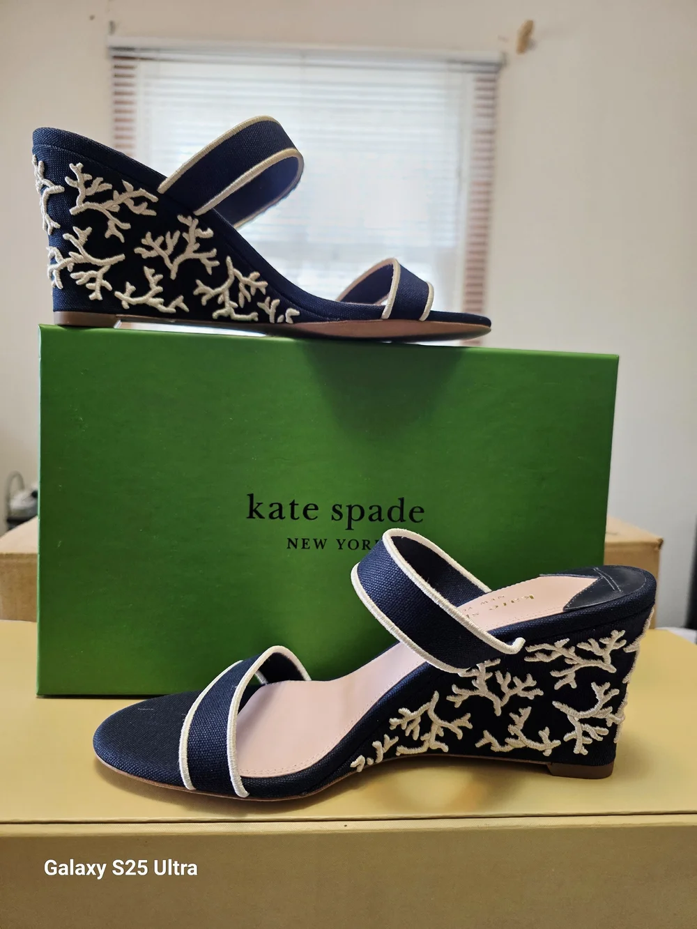 Kate Spade Santorini Wedges In Blazer Blue/Cream  Size 7B